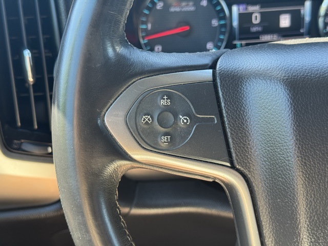 Vehicle image 23 of 30