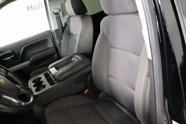 Vehicle image 15 of 31