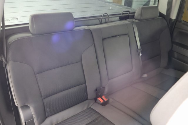 Vehicle image 16 of 31