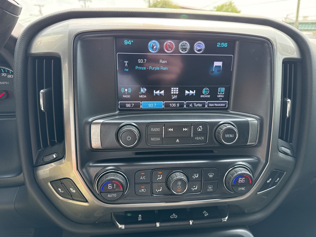 Vehicle image 11 of 25