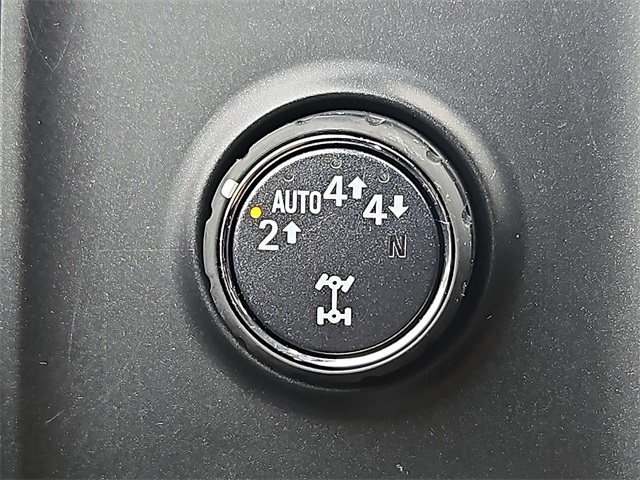 Vehicle image 25 of 30