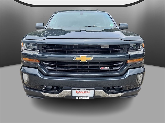 Vehicle image 2 of 30