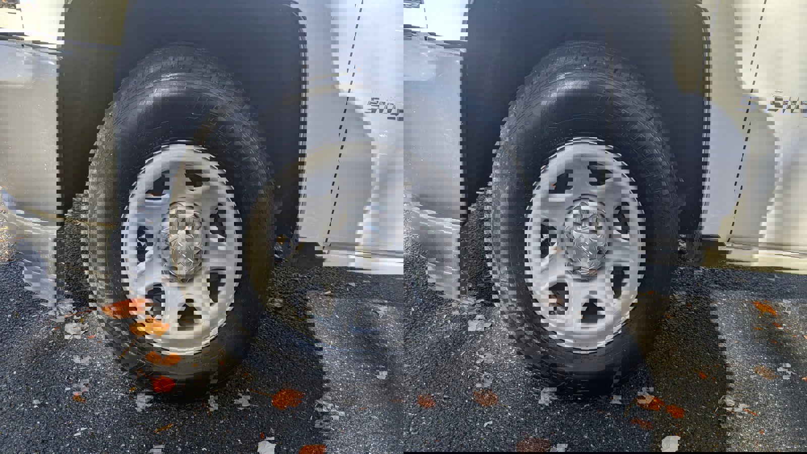 2018 Chevrolet Silverado 1500 Work Truck Image 11 of 34