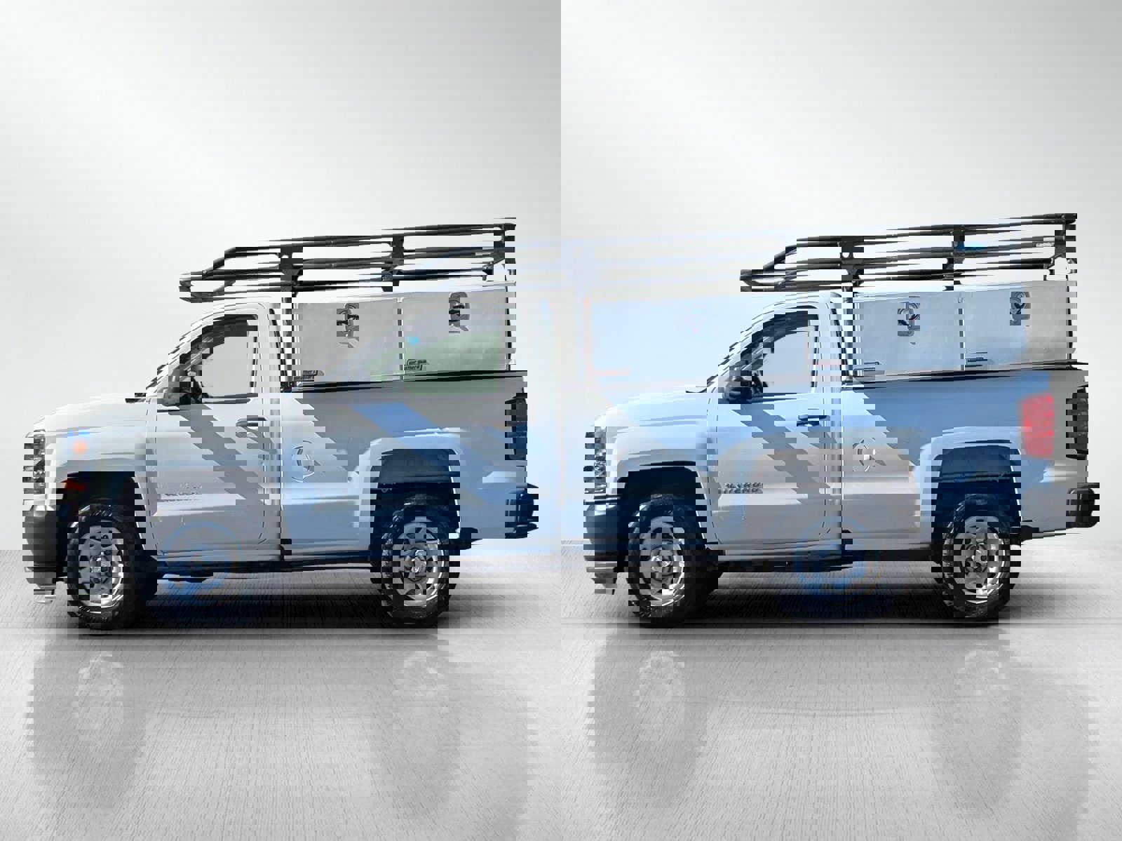 2018 Chevrolet Silverado 1500 Work Truck Image 8 of 34