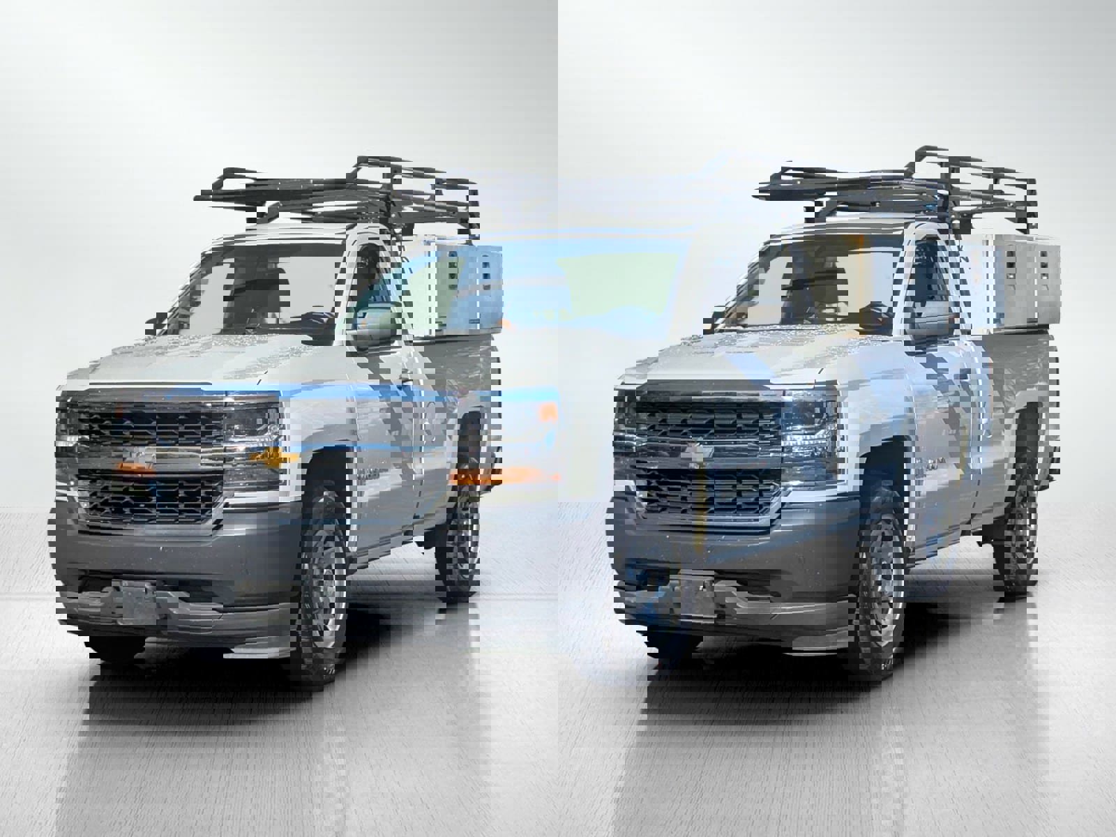 2018 Chevrolet Silverado 1500 Work Truck Image 1 of 34