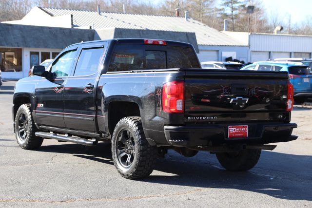 2018 Chevrolet Silverado 1500 LTZ Image 7 of 36