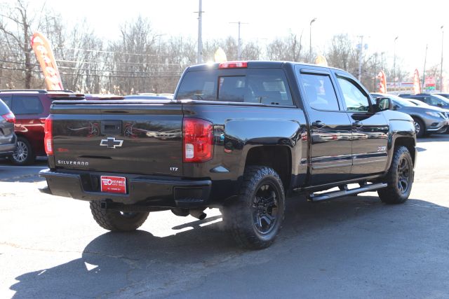 2018 Chevrolet Silverado 1500 LTZ Image 5 of 36