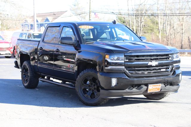 2018 Chevrolet Silverado 1500 LTZ Image 3 of 36