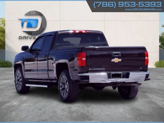 Vehicle image 10 of 28