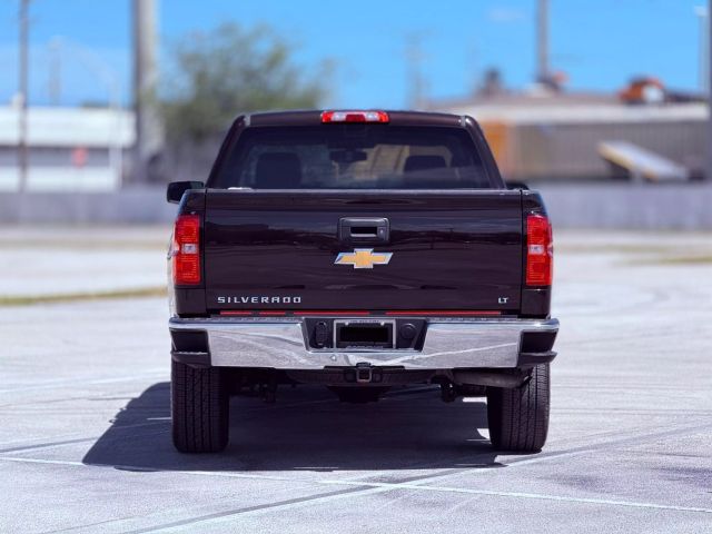Vehicle image 14 of 28