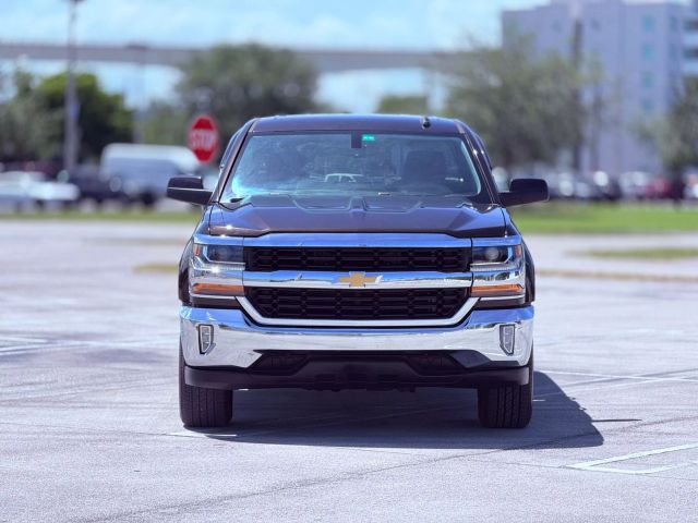 Vehicle image 4 of 28