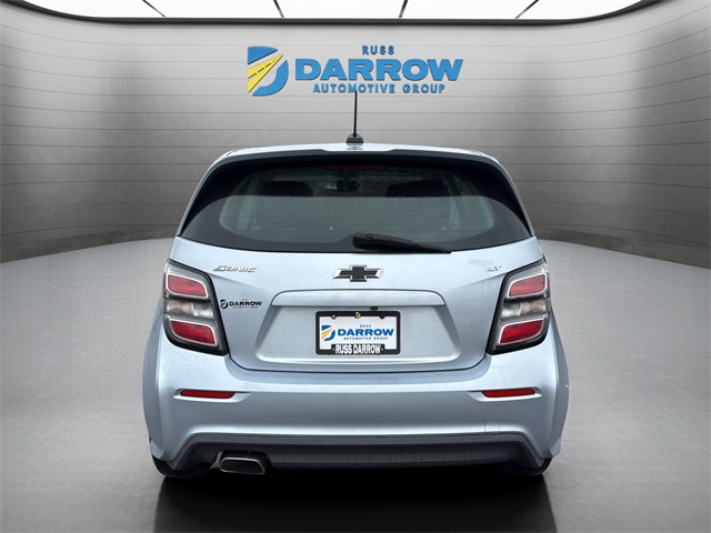 2018 Chevrolet Sonic LT Image 6 of 28