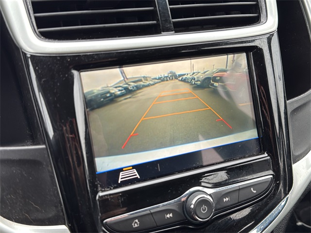 2018 Chevrolet Sonic LT Image 15 of 28