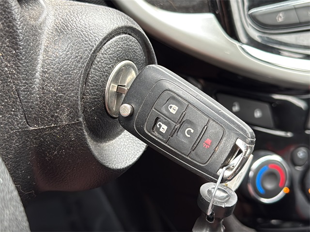 2018 Chevrolet Sonic LT Image 20 of 28