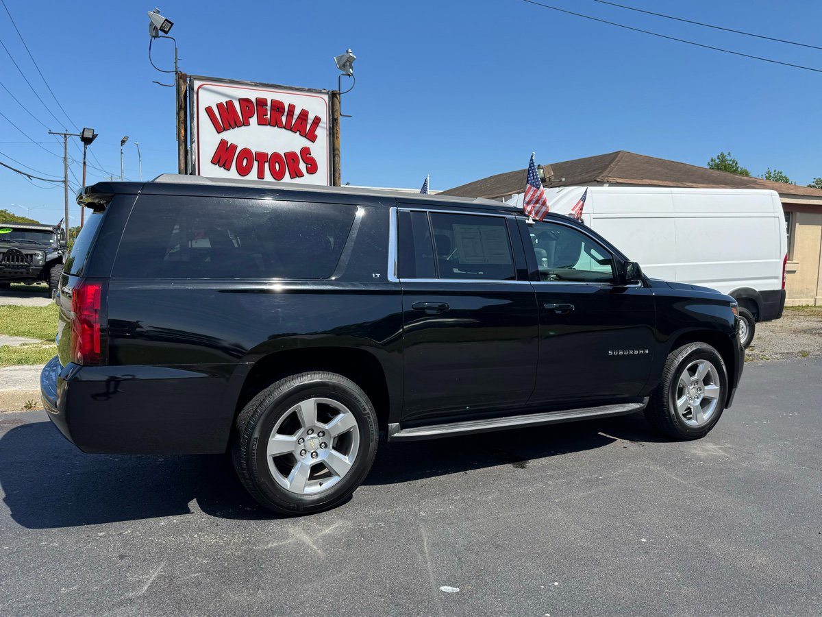 Vehicle image 4 of 12