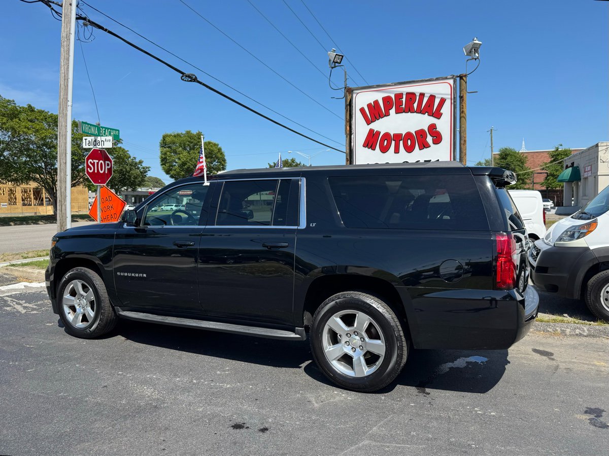 Vehicle image 5 of 12