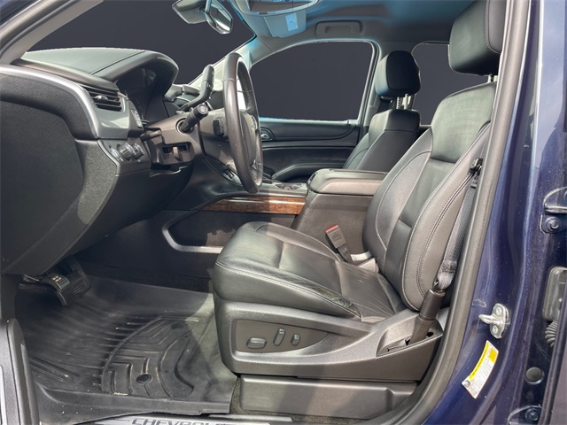Vehicle image 11 of 15