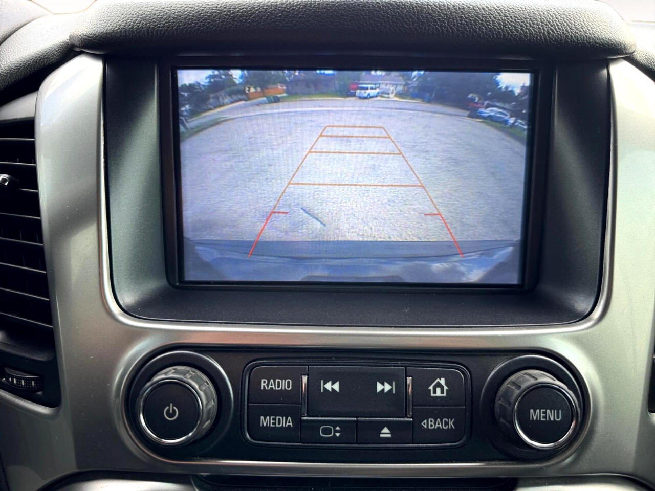 Vehicle image 24 of 31