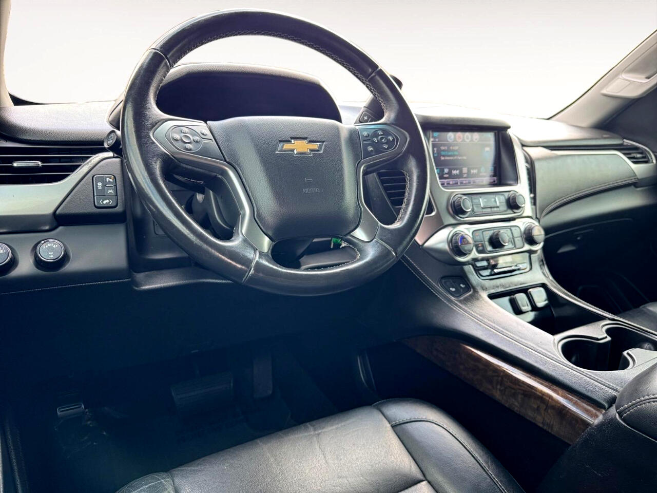 Vehicle image 21 of 31