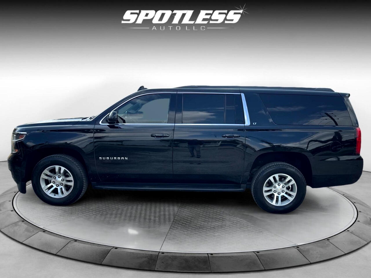 Vehicle image 10 of 31