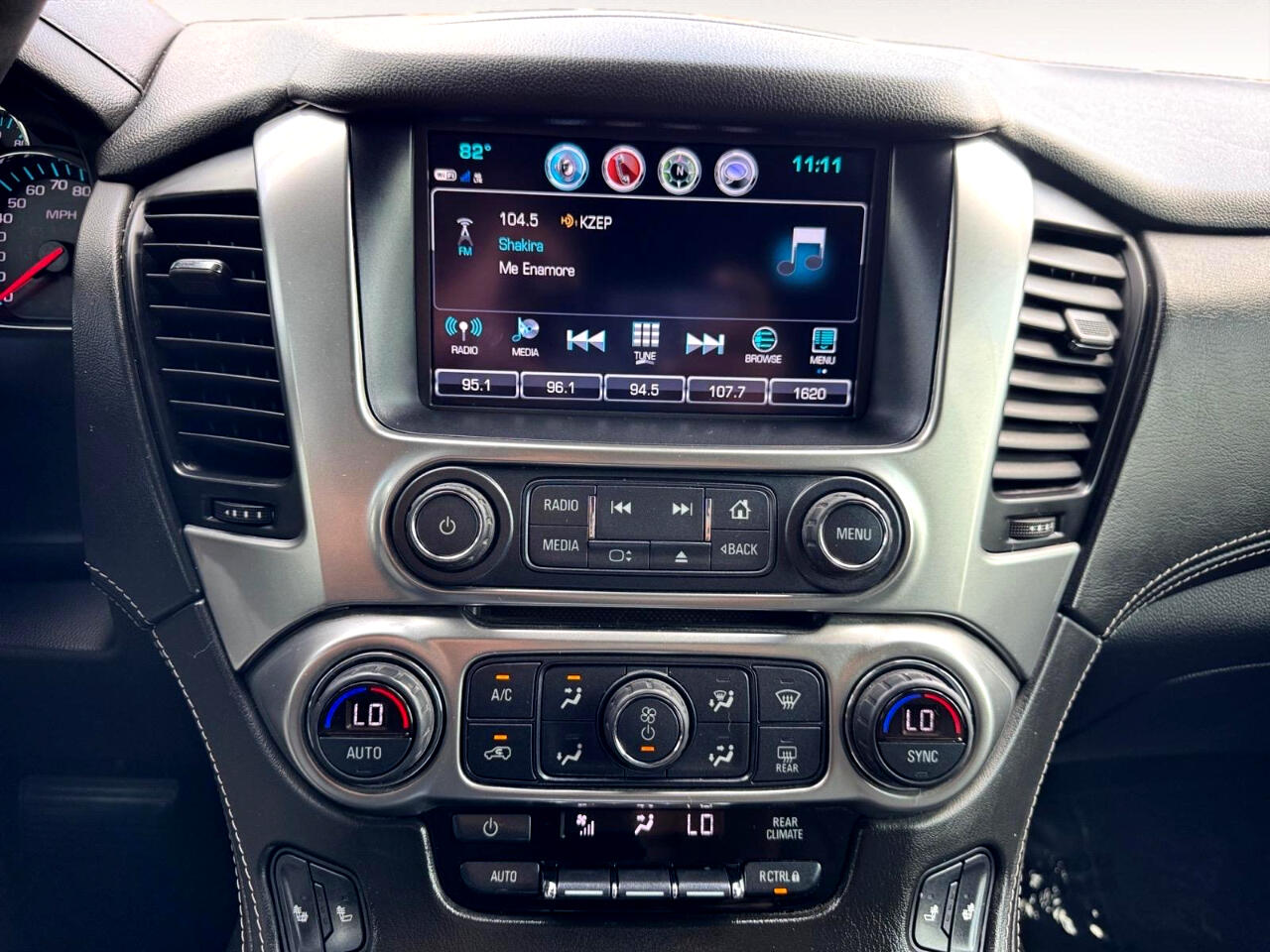 Vehicle image 23 of 31