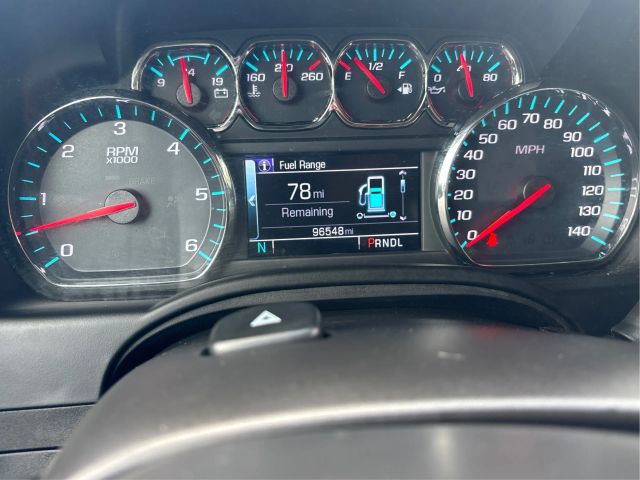 Vehicle image 17 of 40