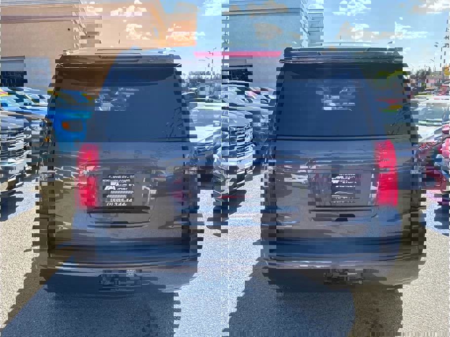 2018 Chevrolet Tahoe LT Image 9 of 31