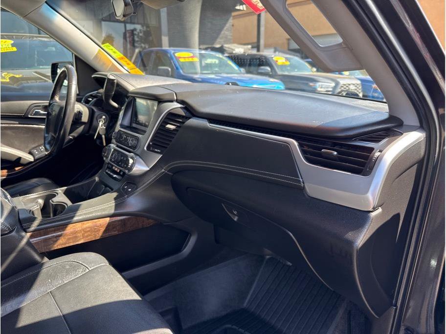 2018 Chevrolet Tahoe LT Image 29 of 31