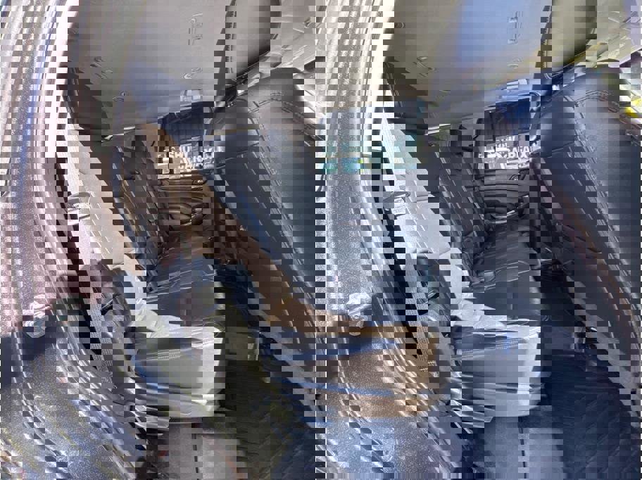 2018 Chevrolet Tahoe LT Image 13 of 31