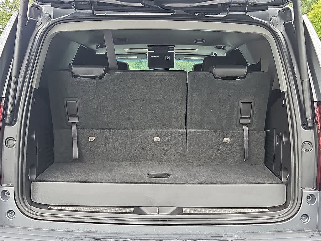 Vehicle image 9 of 32
