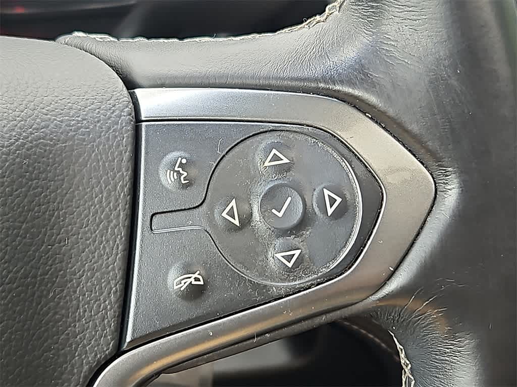 Vehicle image 19 of 32