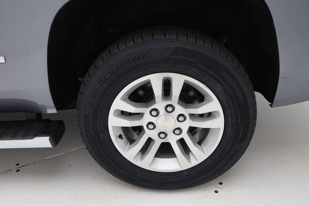 2018 Chevrolet Tahoe LT Image 10 of 31