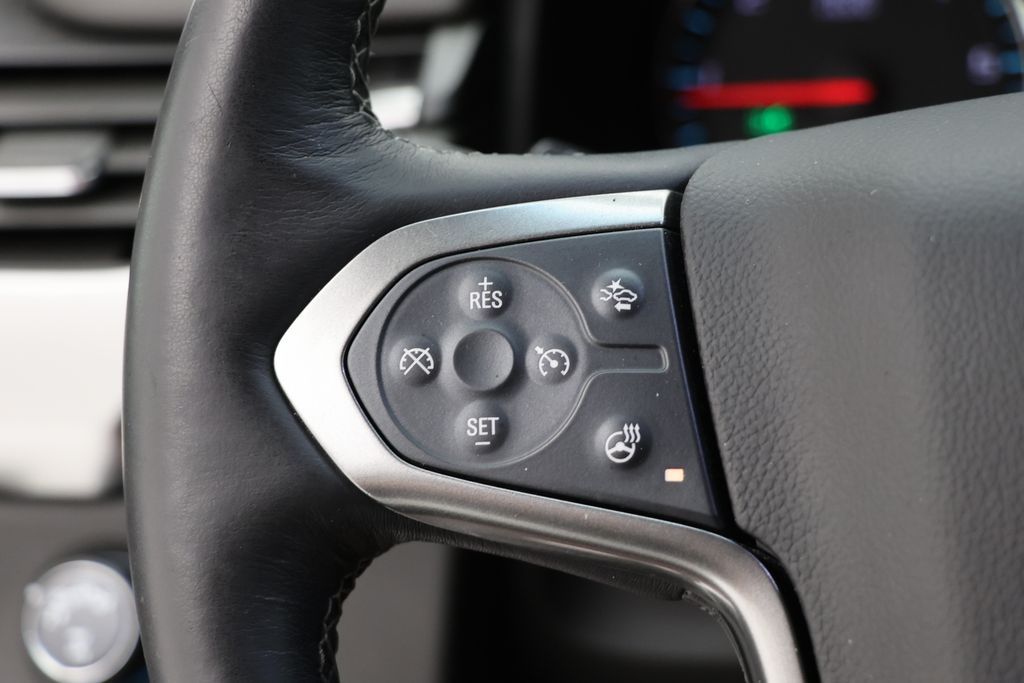 2018 Chevrolet Tahoe LT Image 19 of 31