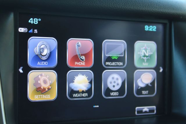 Vehicle image 13 of 33