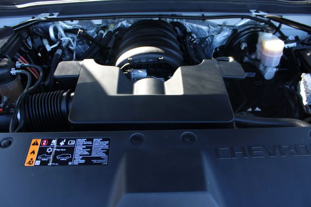 Vehicle image 31 of 33