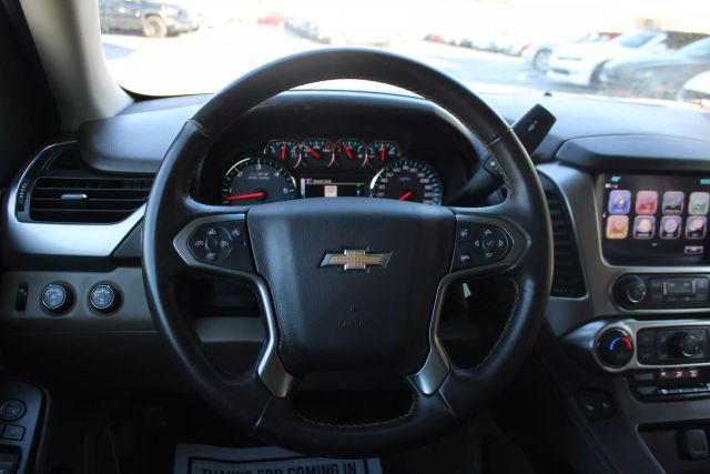 Vehicle image 15 of 33