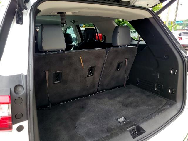 Vehicle image 9 of 35