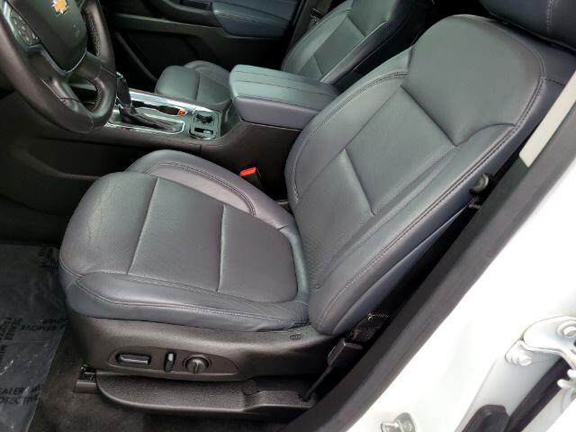 Vehicle image 23 of 35