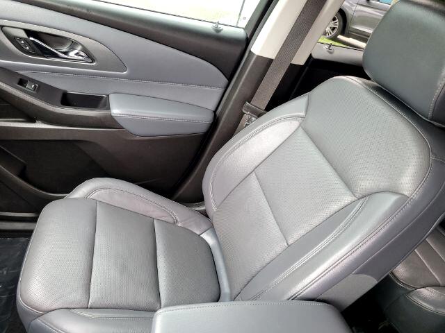 Vehicle image 24 of 35