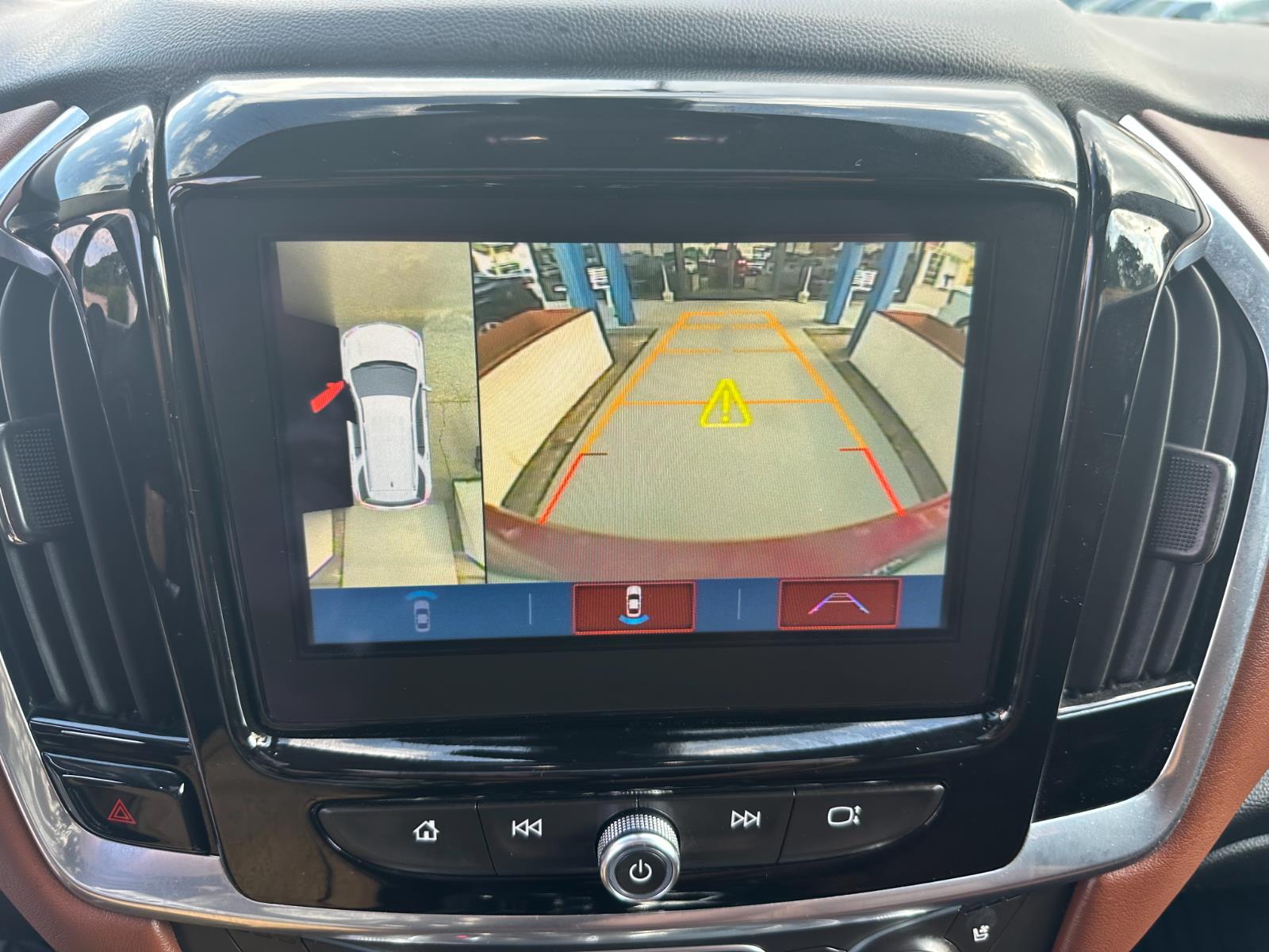 Vehicle image 22 of 31