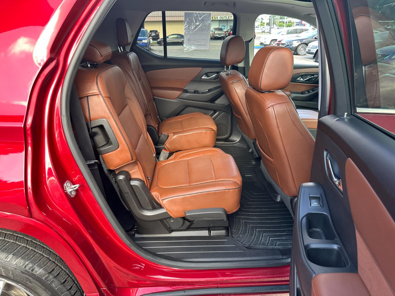 Vehicle image 13 of 31