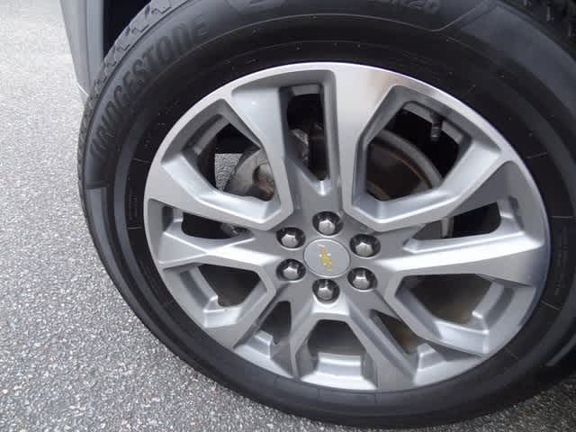 Vehicle image 8 of 52