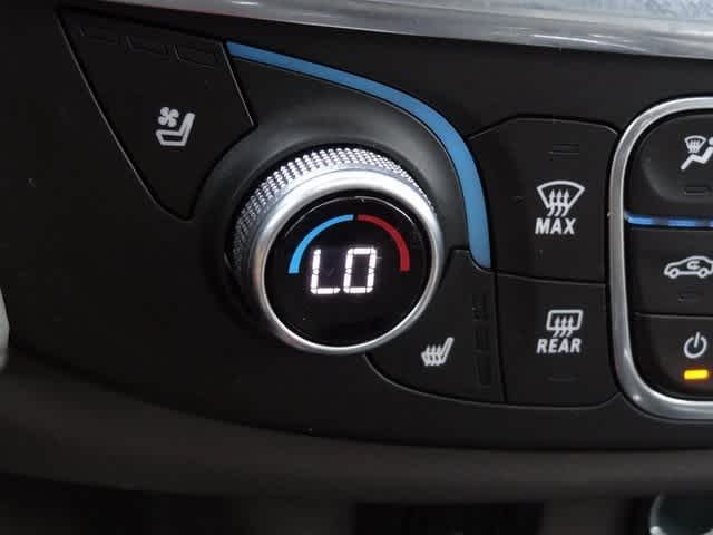 Vehicle image 22 of 52