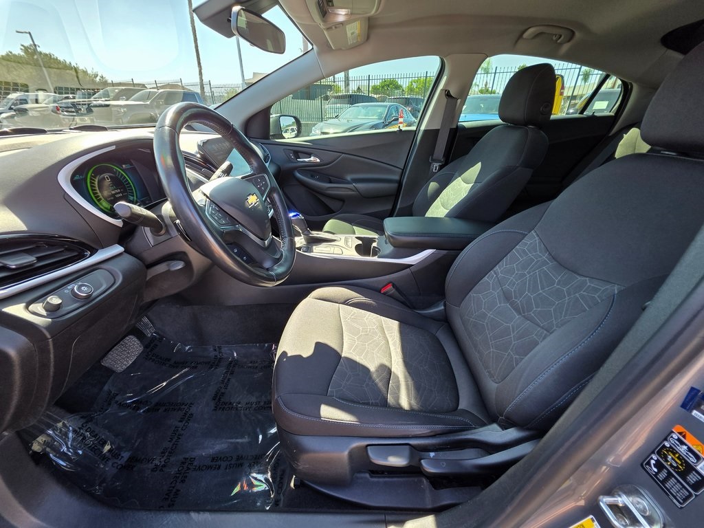 2018 Chevrolet Volt LT Image 37 of 42