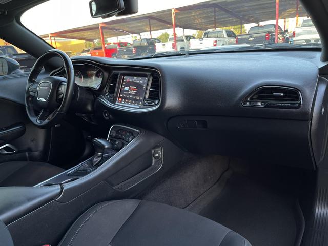 2018 Dodge Challenger 392 Hemi Scat Pack Shaker Image 10 of 43