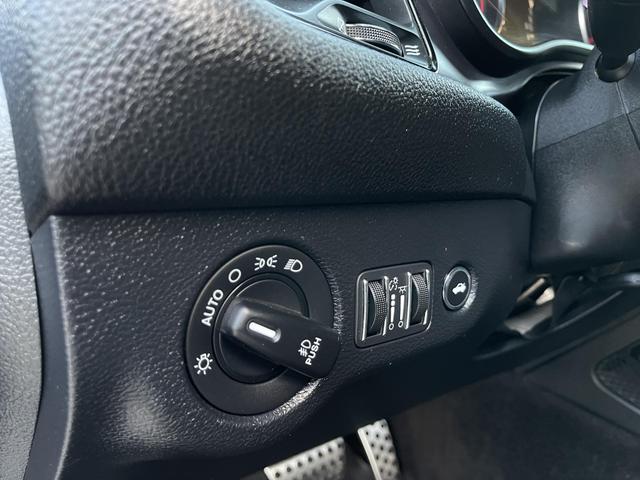 2018 Dodge Challenger 392 Hemi Scat Pack Shaker Image 19 of 43