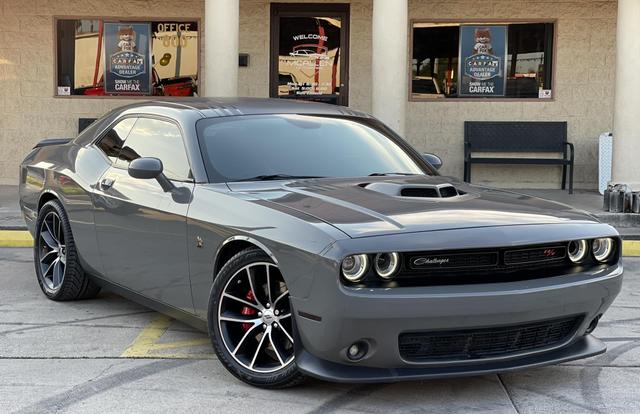 2018 Dodge Challenger 392 Hemi Scat Pack Shaker Image 4 of 43