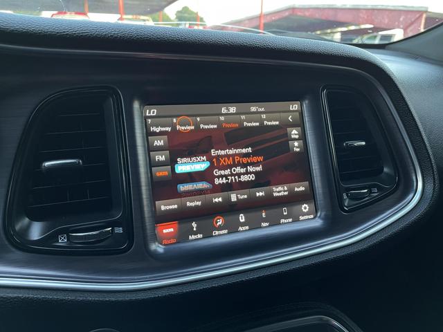 2018 Dodge Challenger 392 Hemi Scat Pack Shaker Image 25 of 43