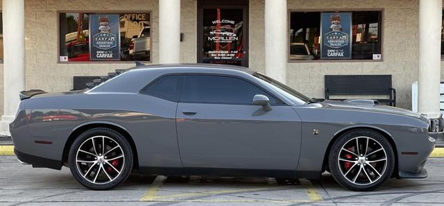 2018 Dodge Challenger 392 Hemi Scat Pack Shaker Image 5 of 43