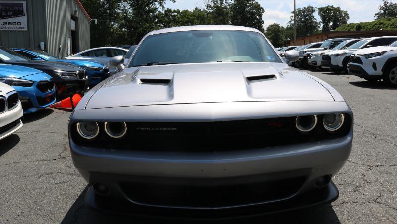 2018 Dodge Challenger R/T Scat Pack Image 2 of 21